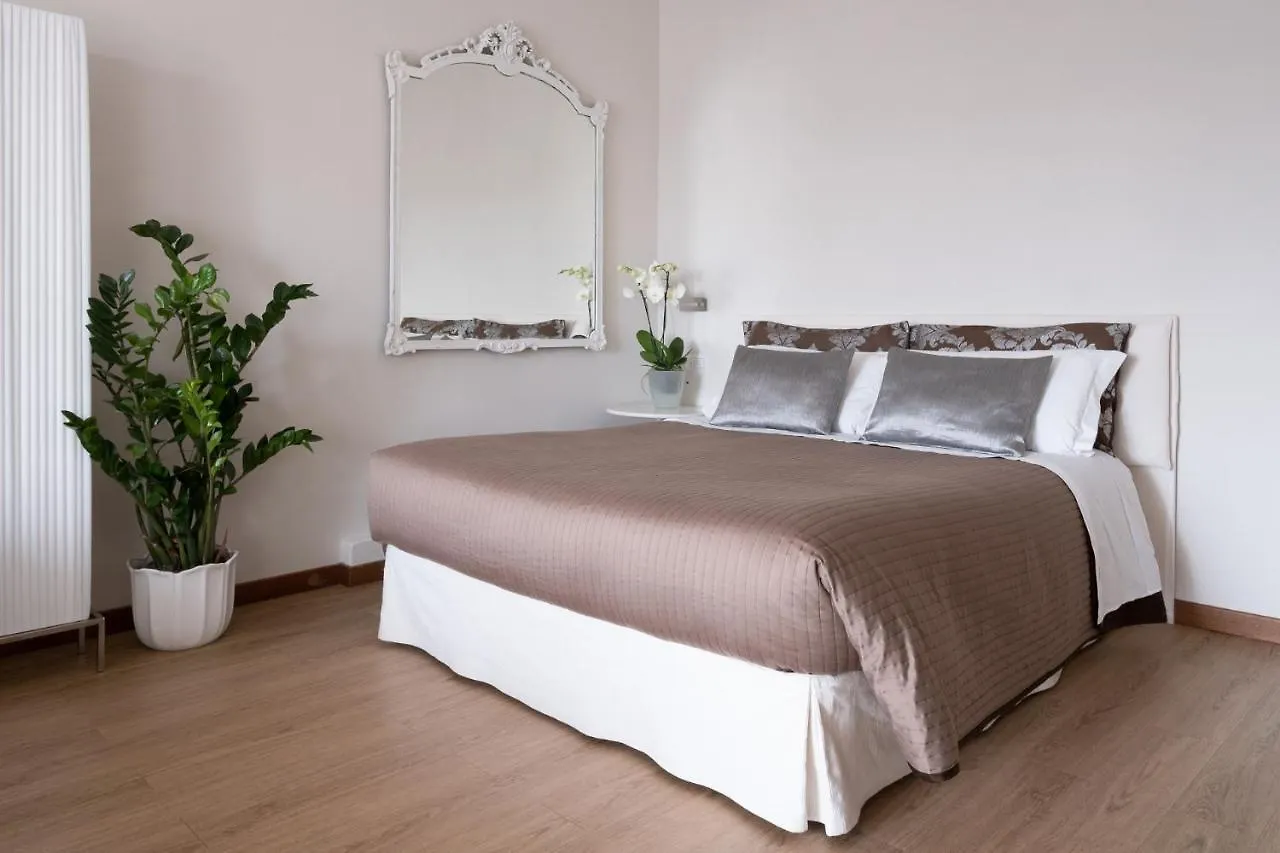 Cute & Cozy rooms Bergamo 0*,  Italië