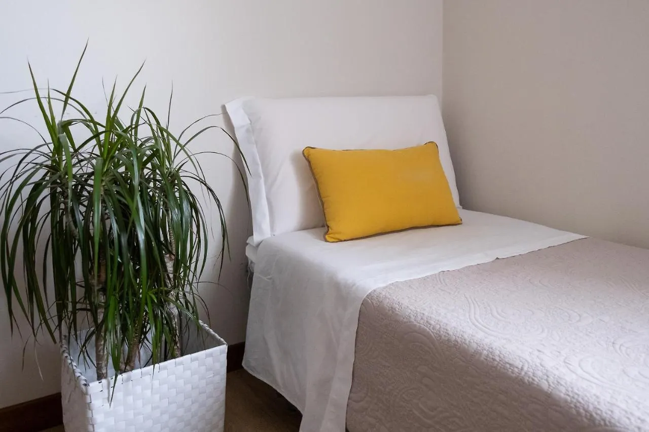 Cute & Cozy rooms Bergamo 0*,  Italië